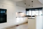 U-Shaped Kitchen - Image 7