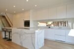 Island Kitchen - Image 6