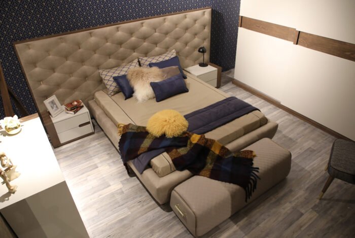 Bedromm Reality - Image 1